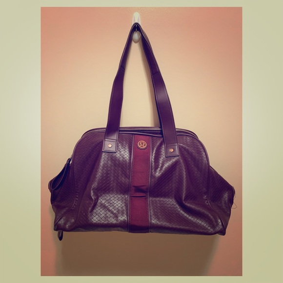 Burgundy lululemon Gym/Travel Bag